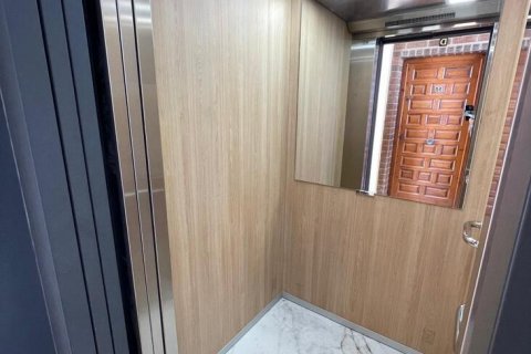Продажа квартиры в Ла Зения, Аликанте, Испания 2 спальни, 75м2 №122584 - фото 28