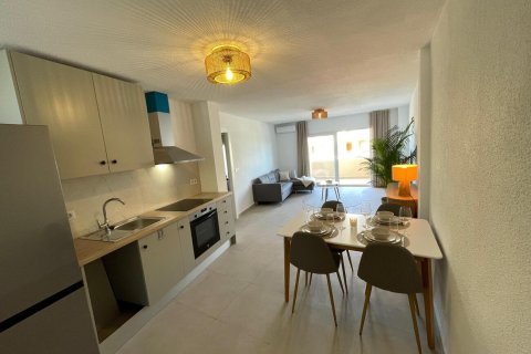 Продажа квартиры в Ла Зения, Аликанте, Испания 2 спальни, 75м2 №122584 - фото 2