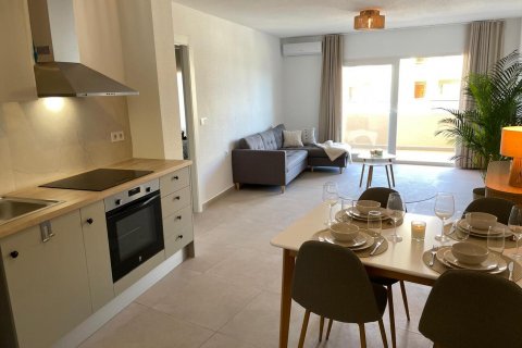 Продажа квартиры в Ла Зения, Аликанте, Испания 2 спальни, 75м2 №122584 - фото 3