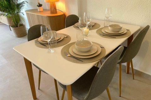 Продажа квартиры в Ла Зения, Аликанте, Испания 2 спальни, 75м2 №122584 - фото 4
