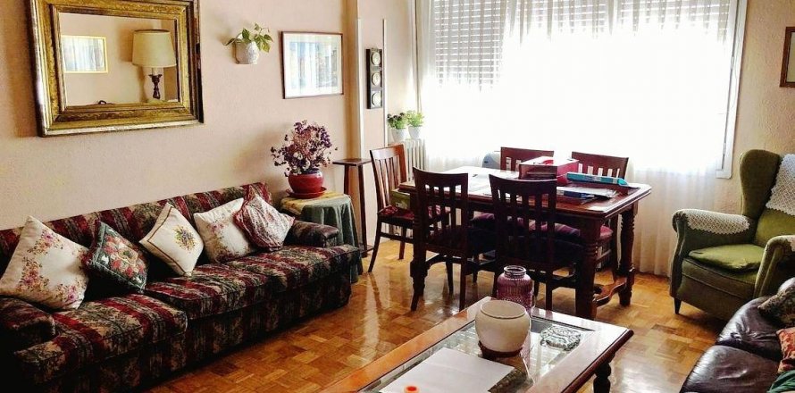 Apartment Madrid, Espagne 4 chambres, 107 m2 No. 127177