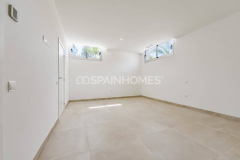 Villa for sale Finestrat, Alicante, Spain 3 bedrooms, 380 sq.m. No. 121207 - photo 30