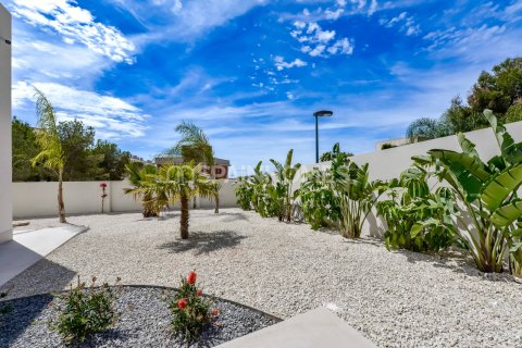 Villa for sale Finestrat, Alicante, Spain 3 bedrooms, 380 sq.m. No. 121207 - photo 6