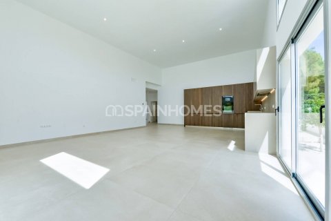 Villa for sale Finestrat, Alicante, Spain 3 bedrooms, 380 sq.m. No. 121207 - photo 19