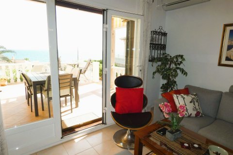 Apartment for sale La Mata, Alicante, Spain 2 bedrooms, 70 sq.m. No. 125958 - photo 9