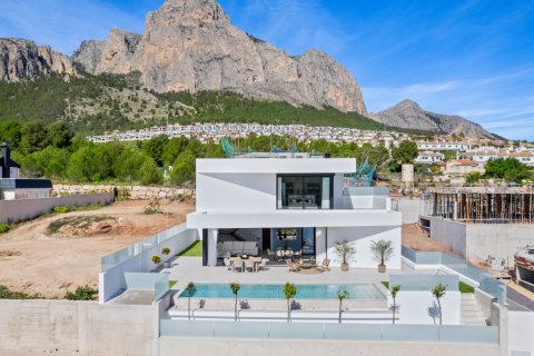 Villa for sale Polop, Alicante, Spain 3 bedrooms, 307 sq.m. No. 129749 - photo 3