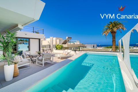 Villa à San Eugenio, Tenerife, Espagne 4 chambres, 290 m2 No. 129747