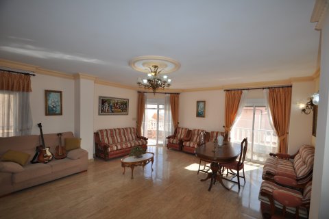 Townhouse zum Verkauf Alguena, Alicante, Spanien 5 Schlafzimmer, 845 m2 Nr. 125613 - Foto 16