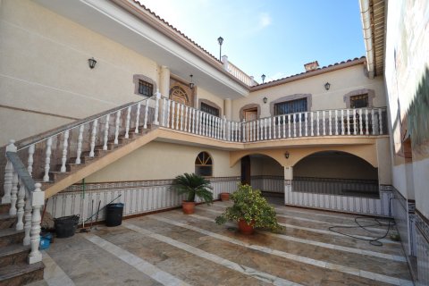 Townhouse zum Verkauf Alguena, Alicante, Spanien 5 Schlafzimmer, 845 m2 Nr. 125613 - Foto 2
