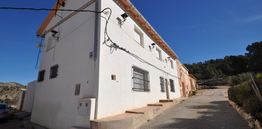 Finka Monovar, Alicante, Hiszpania 6 sypialni, 260 mkw. nr 125616