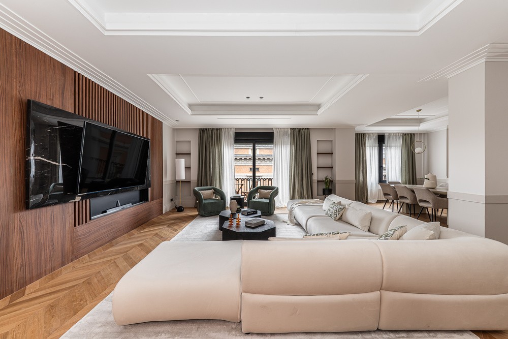 Appartamento a Madrid, Spagna 3 camere da letto, 232 mq. N° 122765