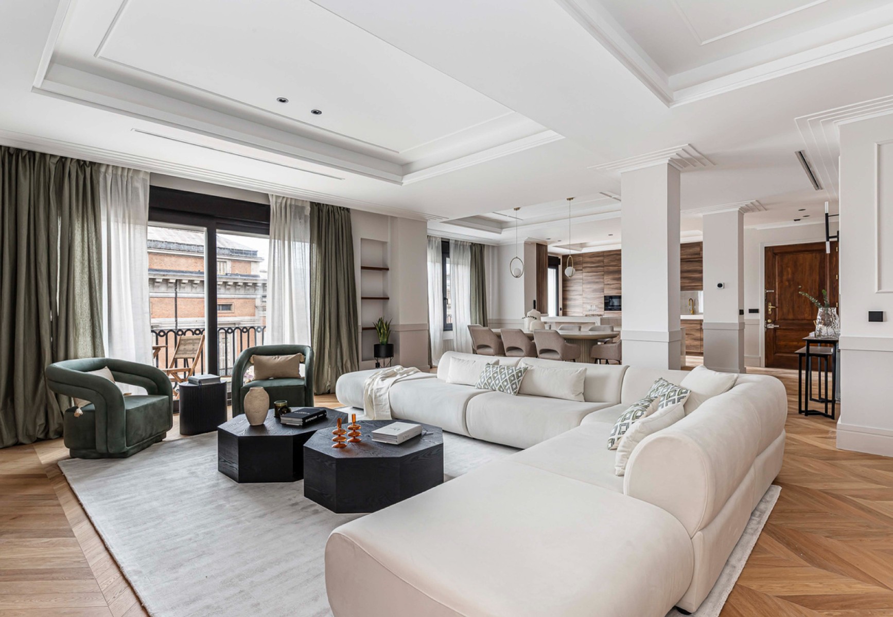 Appartamento a Madrid, Spagna 3 camere da letto, 232 mq. N° 122765