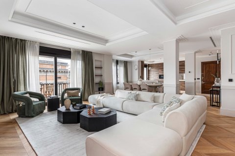 Apartment à vendre Madrid, Espagne, 3 chambres, 232 m2 No. 122765 - photo 6