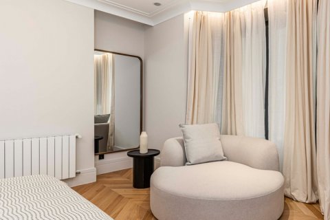 Apartment à vendre Madrid, Espagne, 3 chambres, 232 m2 No. 122765 - photo 25