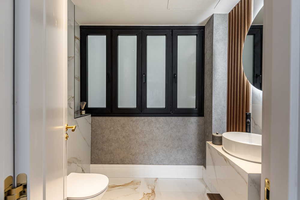 Appartamento a Madrid, Spagna 3 camere da letto, 232 mq. N° 122765