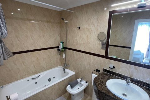 Продажа дуплекса в Михас, Малага, Испания 4 спальни, 300м2 №122762 - фото 21