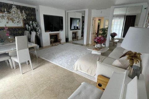 Продажа дуплекса в Михас, Малага, Испания 4 спальни, 300м2 №122762 - фото 15