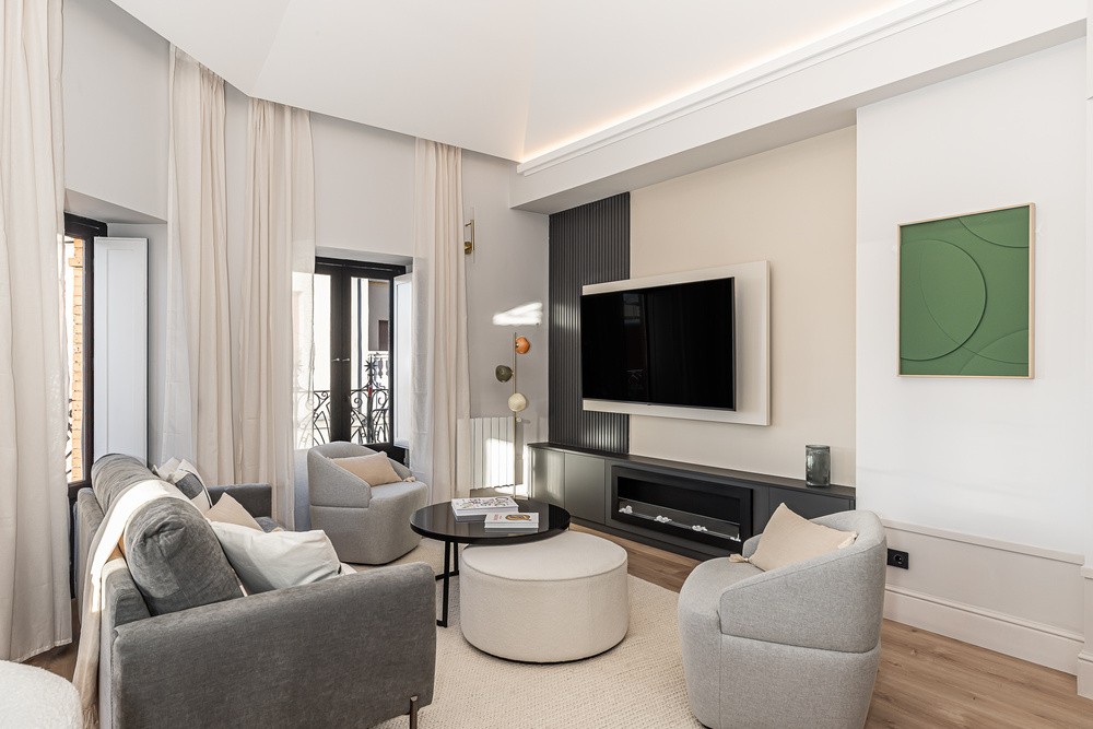 Apartment in Madrid, Spain 2 bedrooms, 135 sq.m. No. 122767