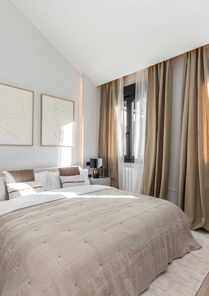 Apartment in Madrid, Spain 2 bedrooms, 135 sq.m. No. 122767