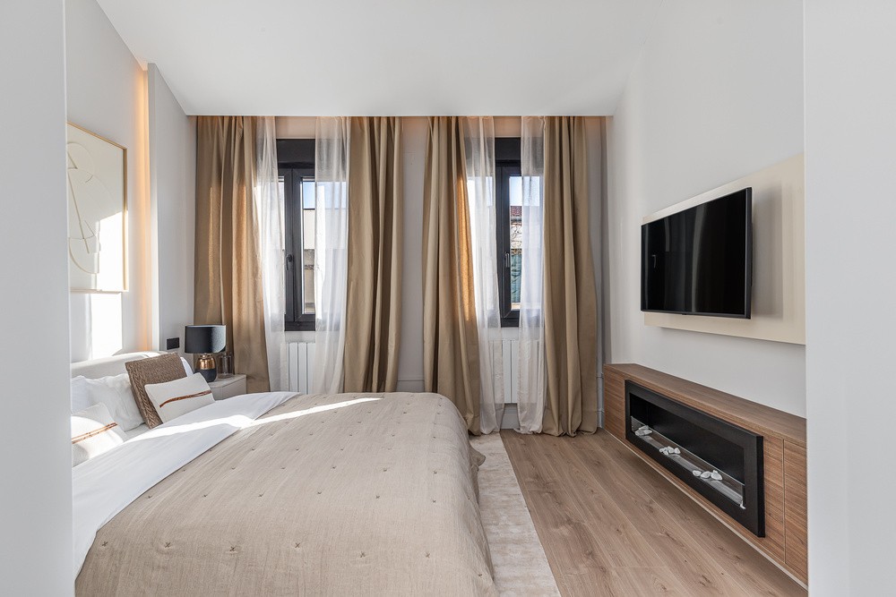 Apartment in Madrid, Spain 2 bedrooms, 135 sq.m. No. 122767