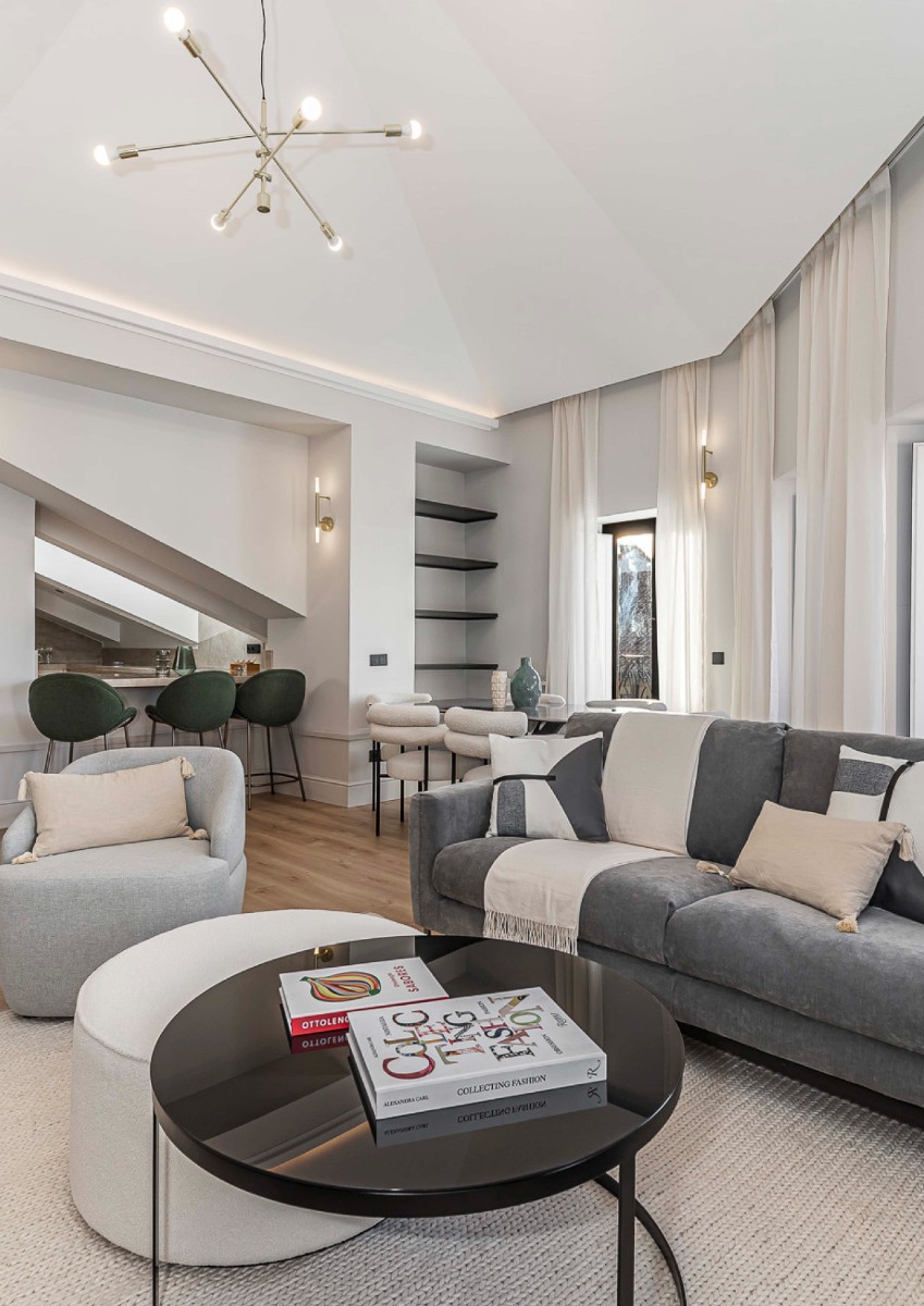 Apartment in Madrid, Spain 2 bedrooms, 135 sq.m. No. 122767
