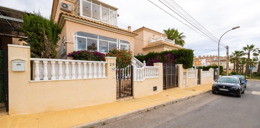 Villa Villamartin, Alicante, España 3 dormitorios, 118 m2 No. 125576