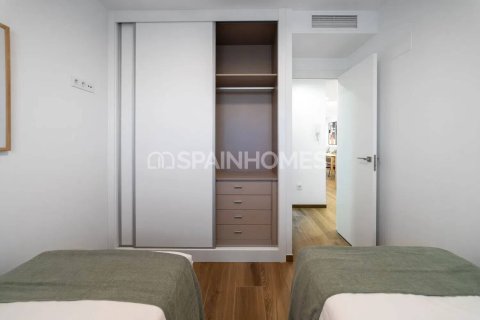 Apartment for sale in Torrevieja, Alicante, Spain 1 bedroom, 55 sq.m. No. 121213 - photo 18