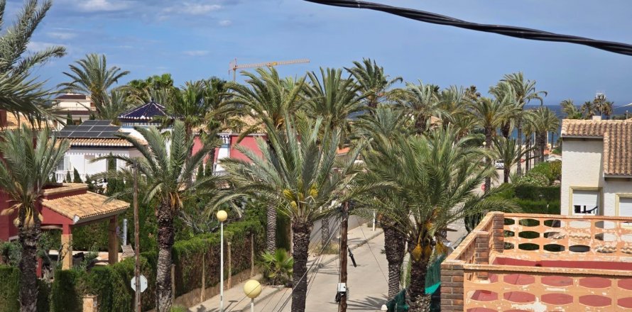 Villa Cabo Roig, Alicante, Spain 4 bedrooms, 161 sq.m. No. 125641