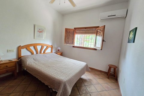 Villa for sale Cabo Roig, Alicante, Spain 4 bedrooms, 161 sq.m. No. 125641 - photo 5