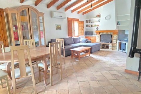 Villa for sale Cabo Roig, Alicante, Spain 4 bedrooms, 161 sq.m. No. 125641 - photo 3