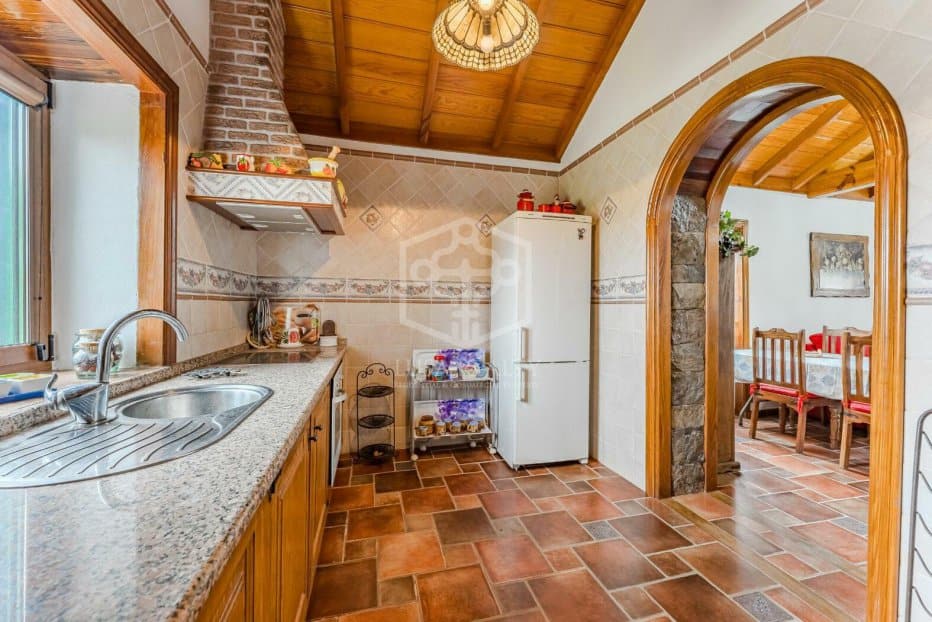 Villa i Tenerife, Spanien 2 sovrum, 150 kvm. Nr. 128042