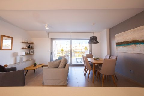 Bungalow for sale Vistabella, Alicante, Spain 2 bedrooms, 81 sq.m. No. 131796 - photo 3