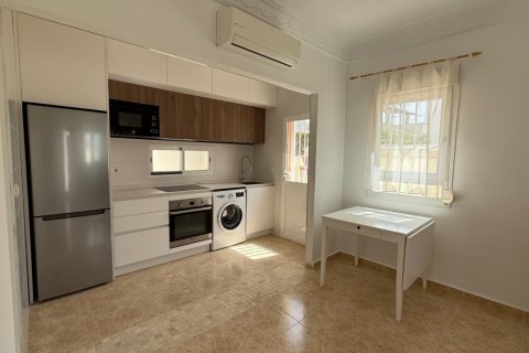 Villa for sale Torrevieja, Alicante, Spain 2 bedrooms, 51 sq.m. No. 125216 - photo 4