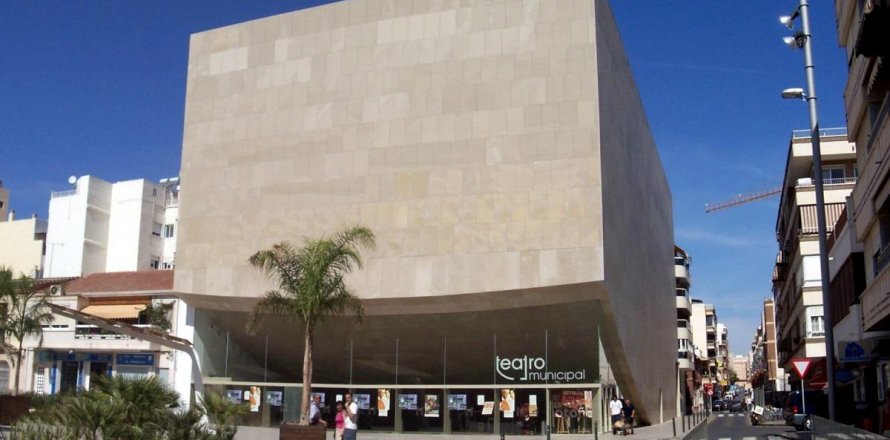 Lägenhet Torrevieja, Alicante, Spanien 3 sovrum, 186 kvm. Nr. 126961