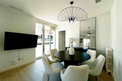 Dzīvoklis pārdošanā Madrid, Spānijā 2 istabas, 110 m2 Nr. 129268 - attēls 5