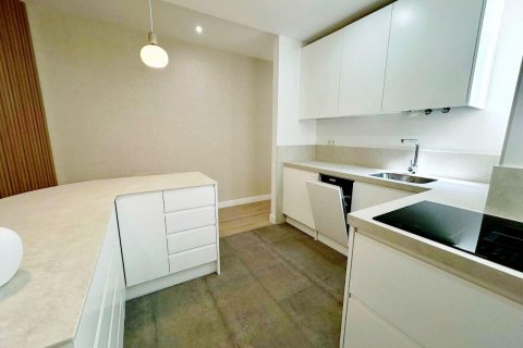 Dzīvoklis pārdošanā Madrid, Spānijā 2 istabas, 110 m2 Nr. 129268 - attēls 9