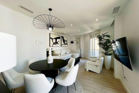 Dzīvoklis pārdošanā Madrid, Spānijā 2 istabas, 110 m2 Nr. 129268 - attēls 6