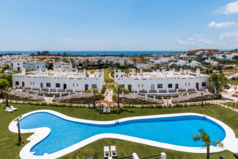 Wohnung zum Verkauf Estepona, Malaga, Spanien 2 Schlafzimmer, 117 m2 Nr. 127477 - Foto 2