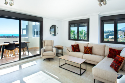 Dúplex en venta Estepona, Málaga, España 2 dormitorios, 110 m2 No. 127478 - foto 2