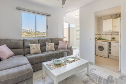 Apartment for sale Fuengirola, Malaga, Spain 2 bedrooms, 74 sq.m. No. 127479 - photo 12