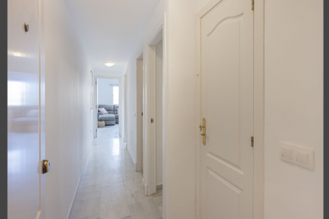 Apartment for sale Fuengirola, Malaga, Spain 2 bedrooms, 74 sq.m. No. 127479 - photo 5