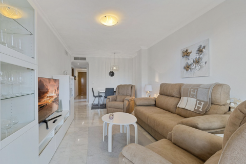 Dzīvoklis pārdošanā Fuengirola, Malaga, Spānijā 2 istabas, 78 m2 Nr. 127475 - attēls 2