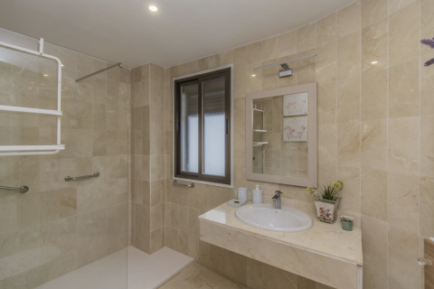 Wohnung zum Verkauf Estepona, Malaga, Spanien 2 Schlafzimmer, 89 m2 Nr. 127476 - Foto 8