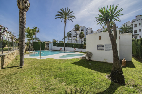 Wohnung zum Verkauf Estepona, Malaga, Spanien 2 Schlafzimmer, 89 m2 Nr. 127476 - Foto 13