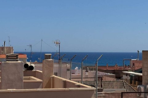 Huoneisto myytävänä Torrevieja, Alicante, Espanja, 2 makuuhuonetta, 132 m2 No. 131591 - kuva 7