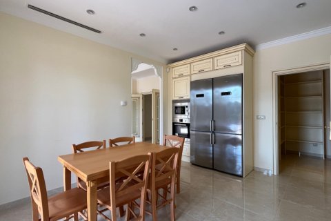 Villa for sale Alicante, Spain 7 bedrooms, 500 sq.m. No. 131548 - photo 12