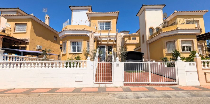 Huvila Lo Crispin, Alicante, Espanja 3 makuuhuonetta, 102 m2 No. 131547