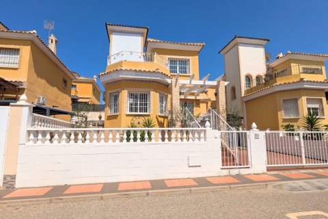 Huvila myytävänä Lo Crispin, Alicante, Espanja, 3 makuuhuonetta, 102 m2 No. 131547 - kuva 3