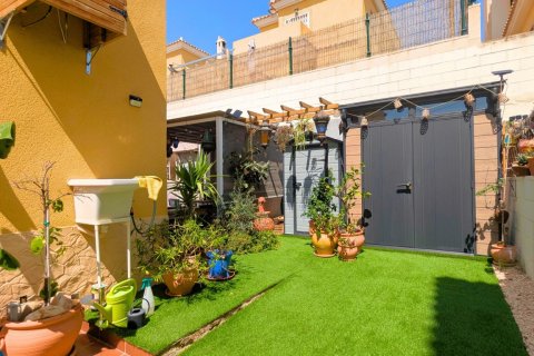 Huvila myytävänä Lo Crispin, Alicante, Espanja, 3 makuuhuonetta, 102 m2 No. 131547 - kuva 13