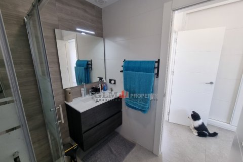 Apartment for sale San Javier, Murcia, Spain 3 bedrooms, 128 sq.m. No. 131995 - photo 11